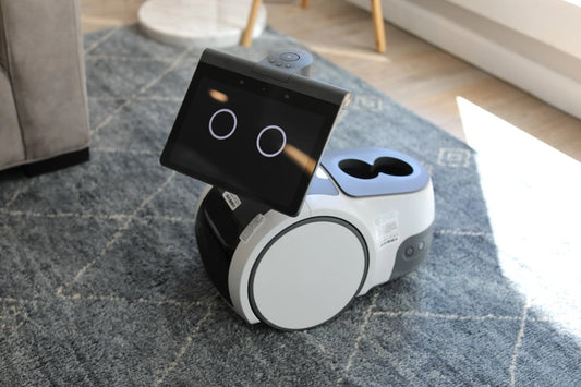 Apple Prioritizes AI-Powered Tabletop Robot as Smart Home Strategy Evolves