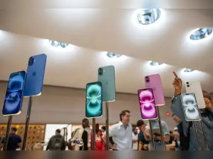 iPhone Shipments from China to U.S. Plunge 72% Amid Tariffs, Apple Doubles Down on India