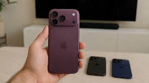iPhone 18 to Keep Same Bezels, But a Smaller Dynamic Island Is Coming